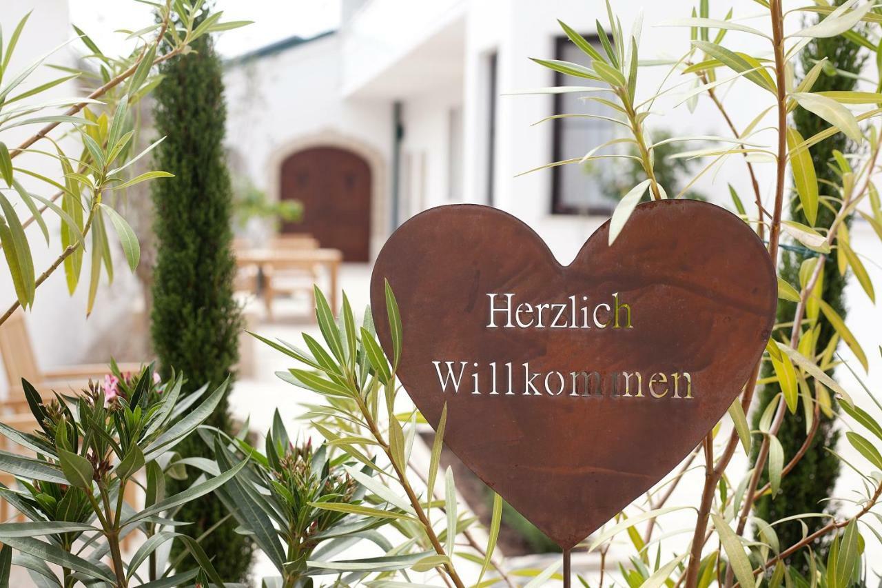 Haus Renee Bed & Breakfast Podersdorf am See Exterior photo